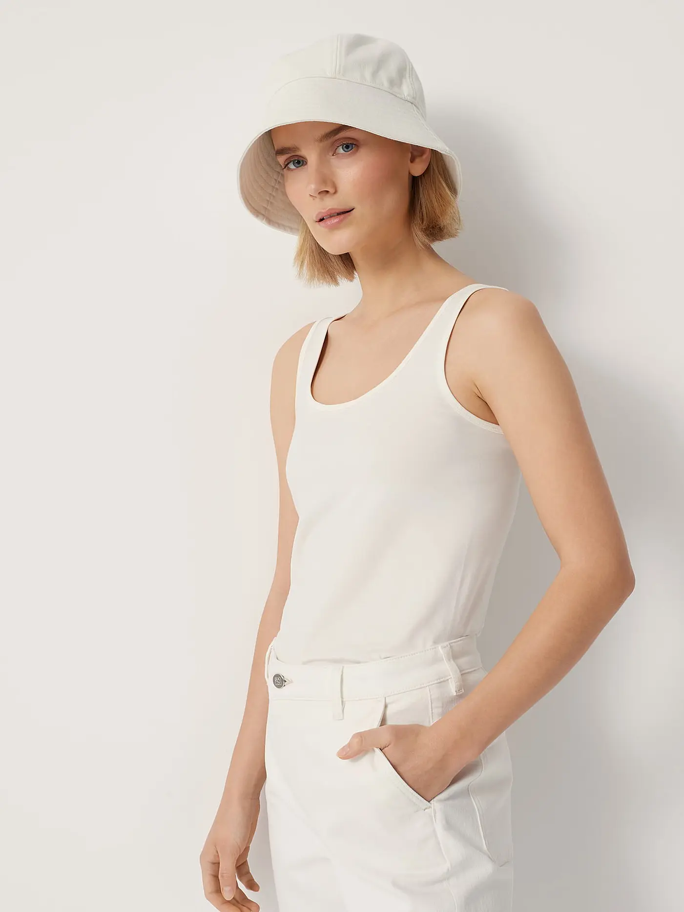 SOMEDAY | Tank Top " Kaethi " | beige